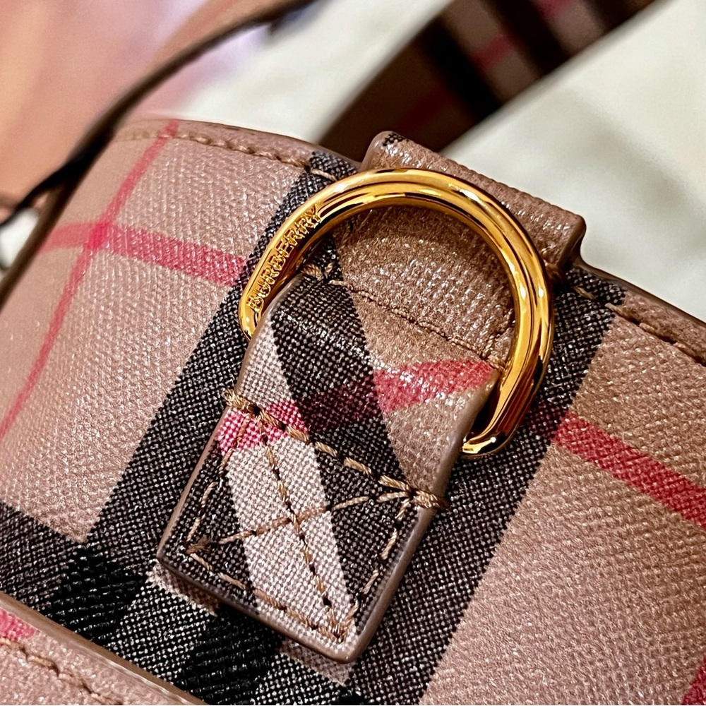 Burberry Daphne Vintage Check Tote Bag - Picture 6 of 11